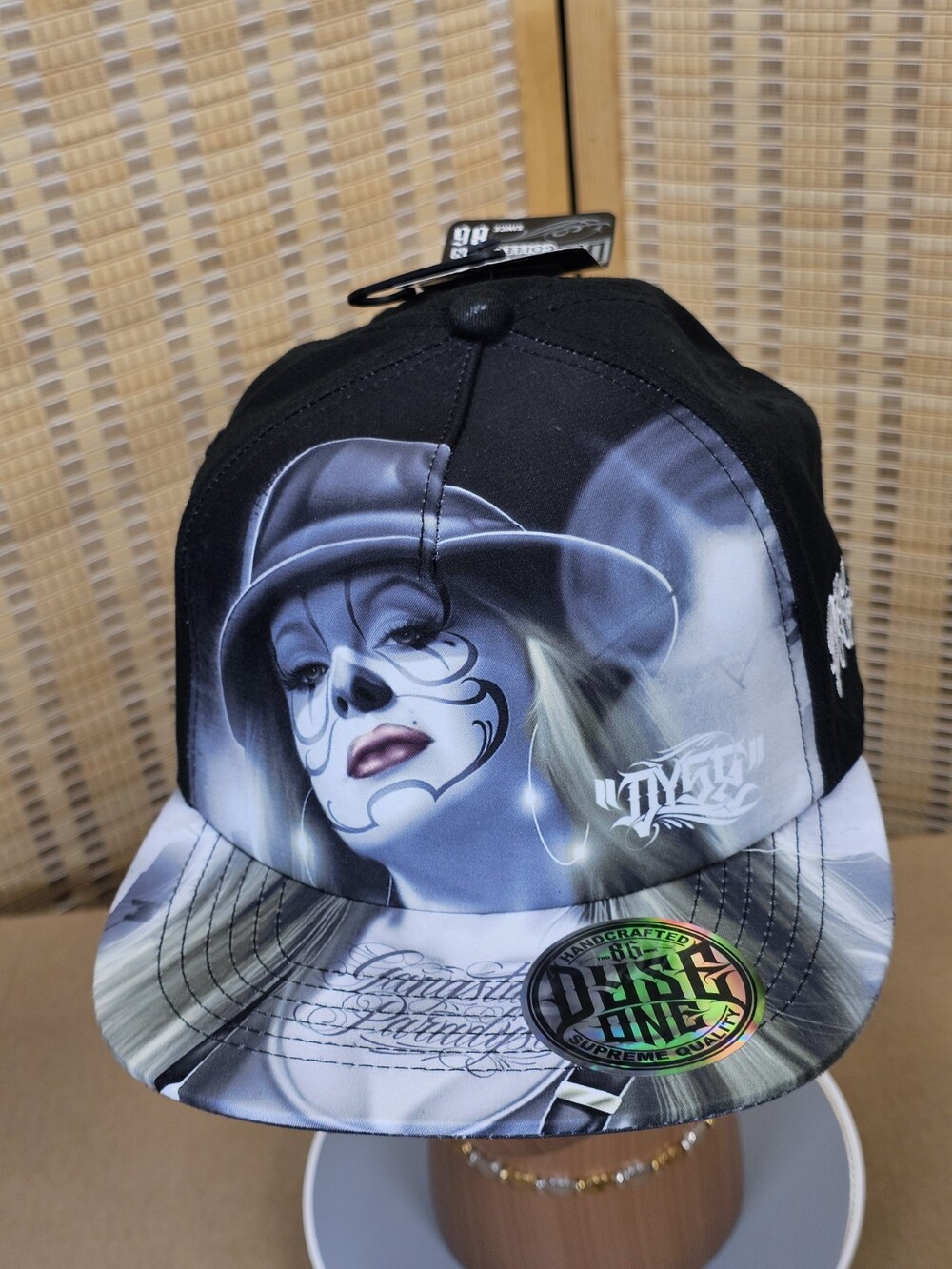 Dyse One Chicana Girl Snapback Hat Black Graphic FB91771WQ OSFM NWT